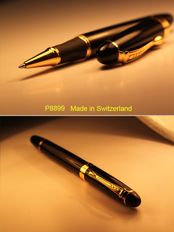 Bút ký P8899 đúc đen tuyền toàn thân, kết hợp với nẹp cài vàng, toát lên vẻ đẹp sang trọng huyền bí.
